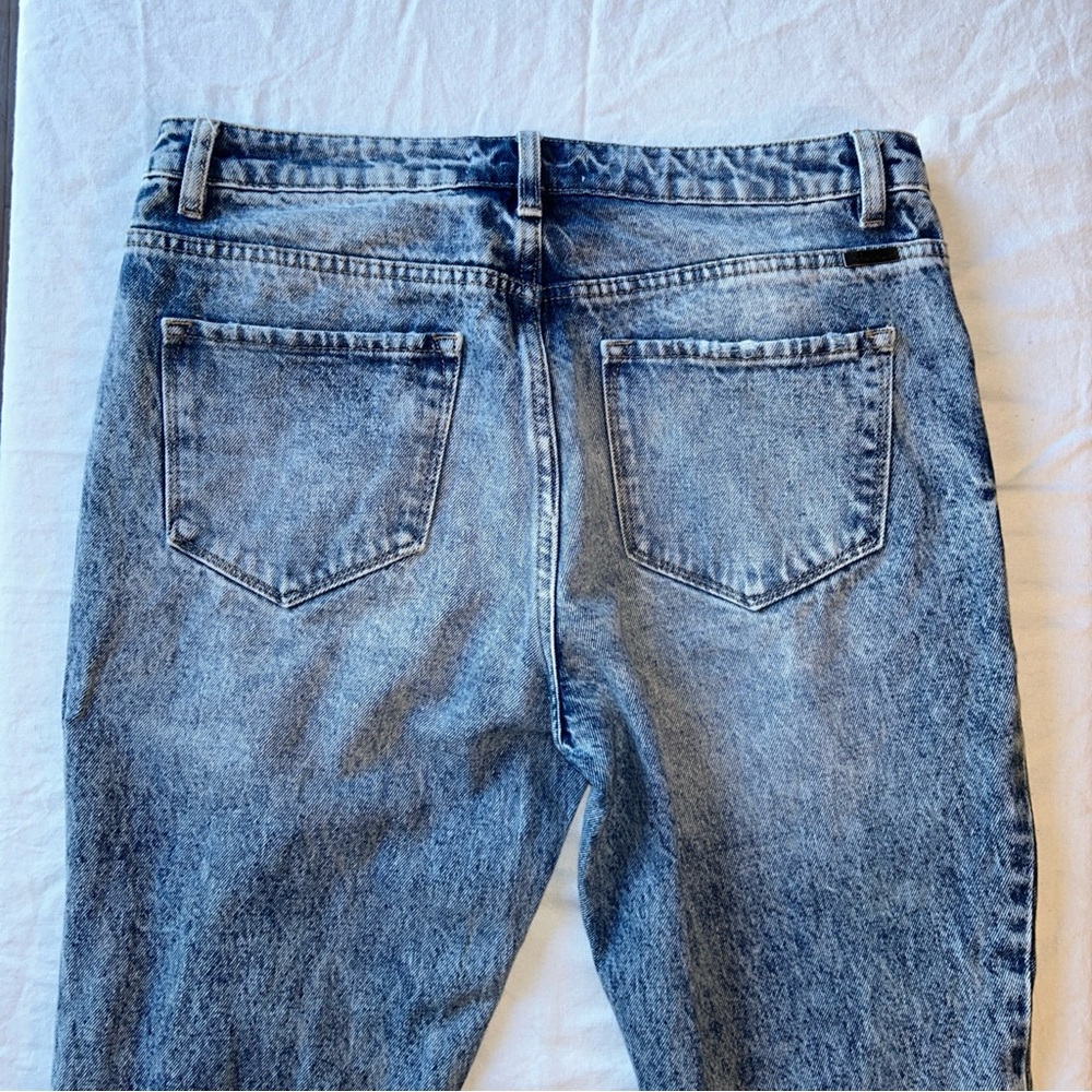 Kancan Women’s Skinny Jeans, 9/28 Light Wash With Holes, 144635 - Picture 6 of 6